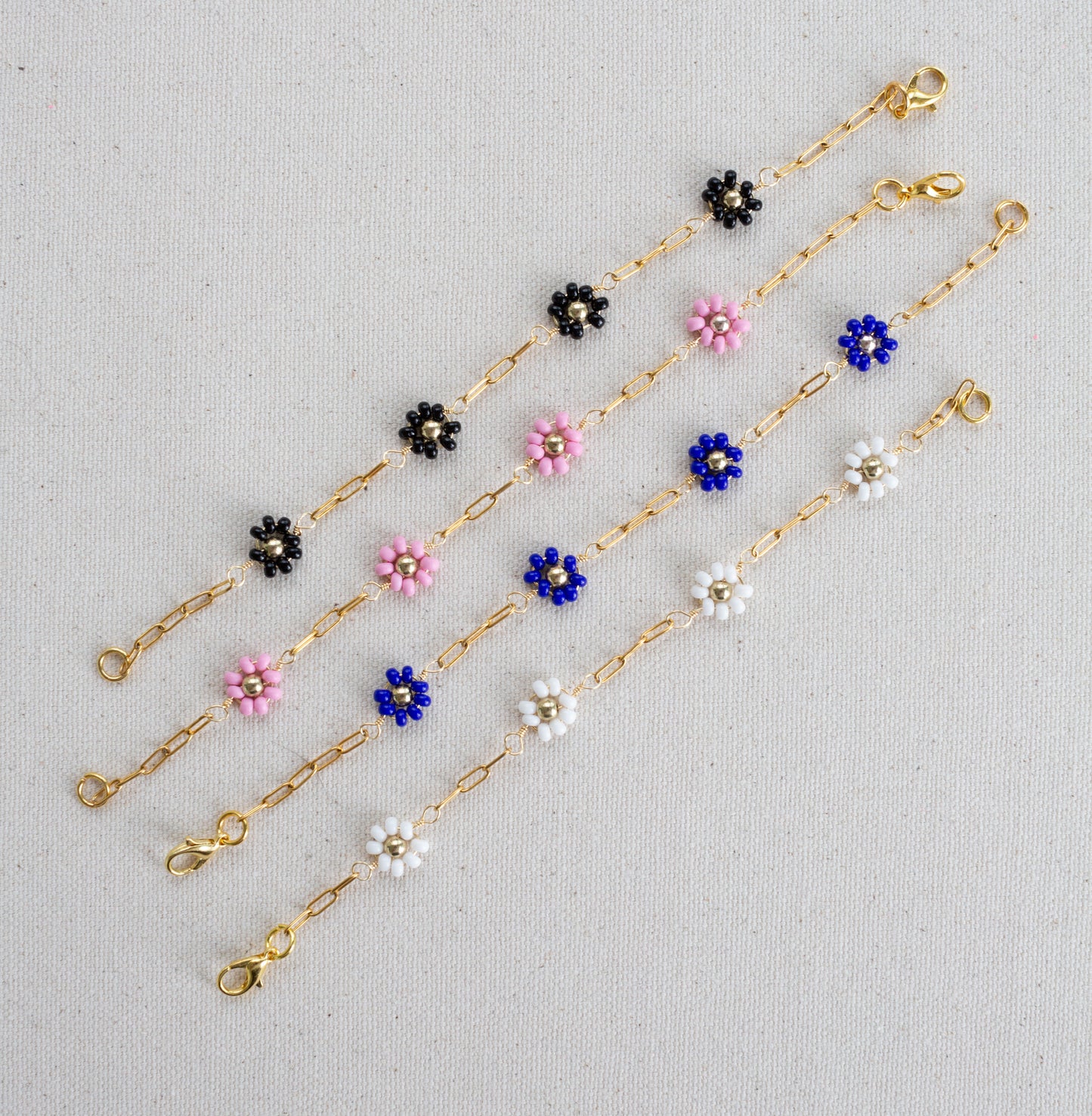 Gold Daisy Chain Bracelet