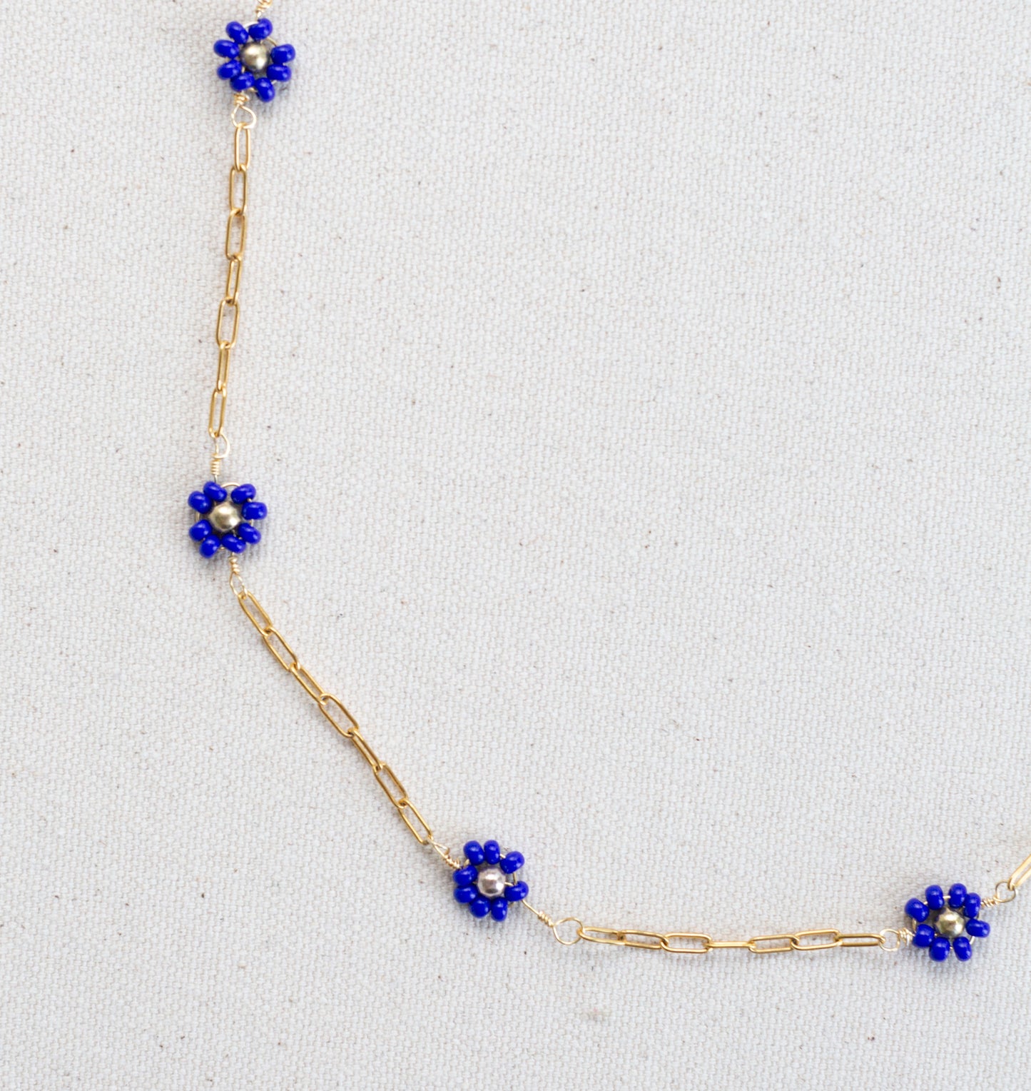 Daisy Necklace