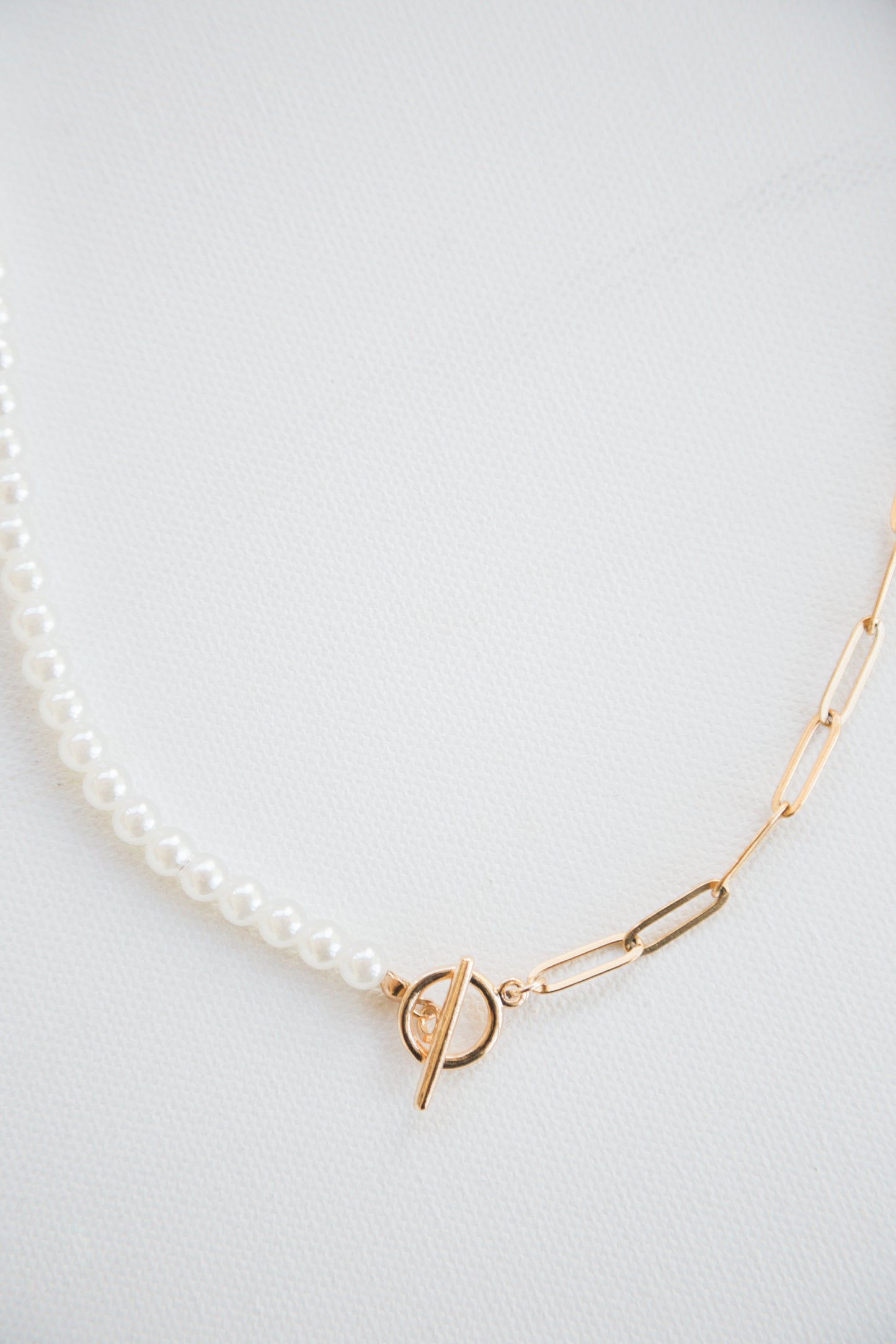 Natalie Pearl Necklace