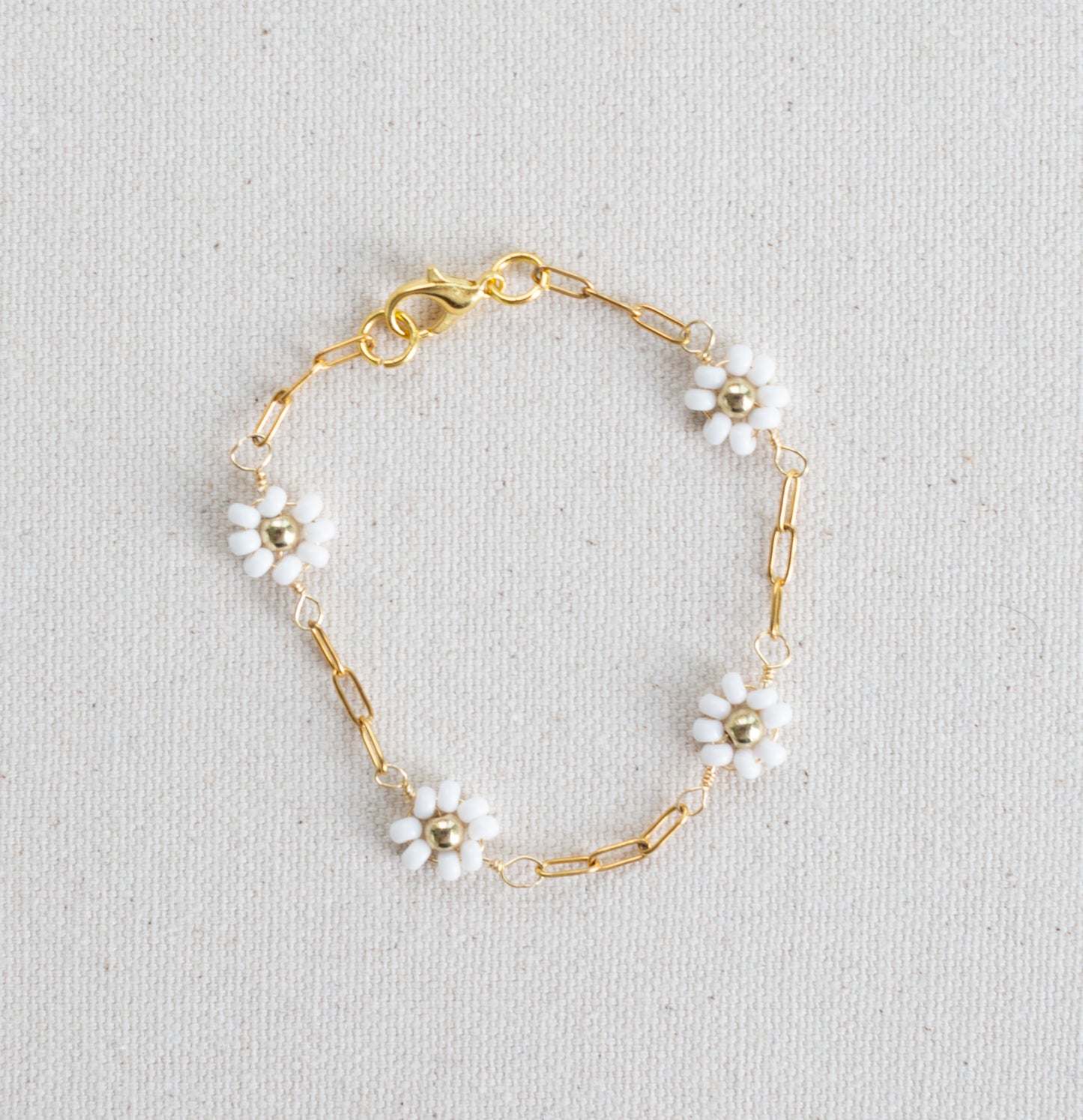 Gold Daisy Chain Bracelet